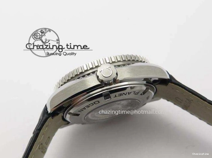 0104 Vibrant Planet Ocean Professional SS V6F 37mm Ladies Ceramic Bezel On Black Leather Strap A 8257